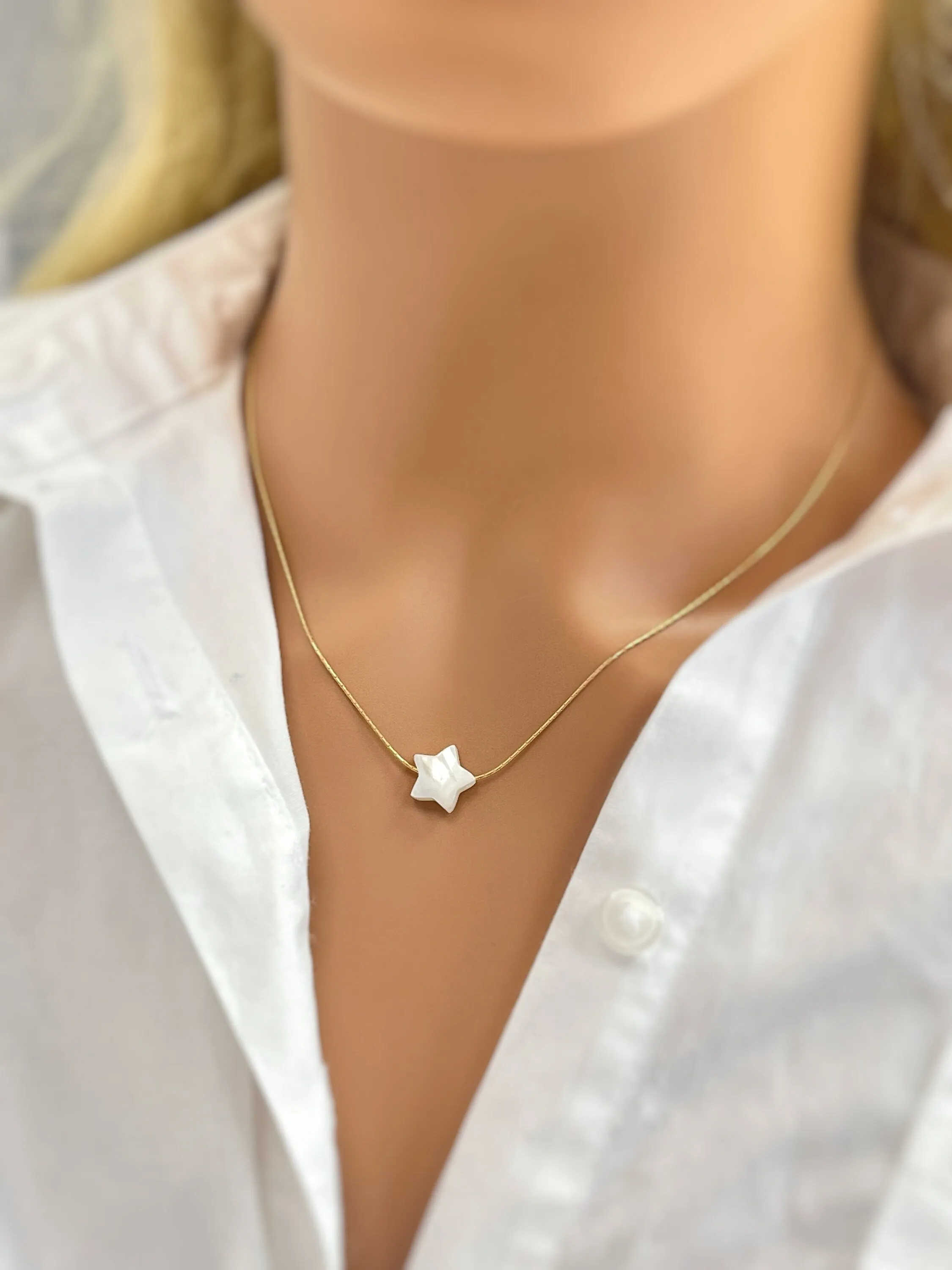 Dainty Star Necklace, Mother of Pearl shell choker