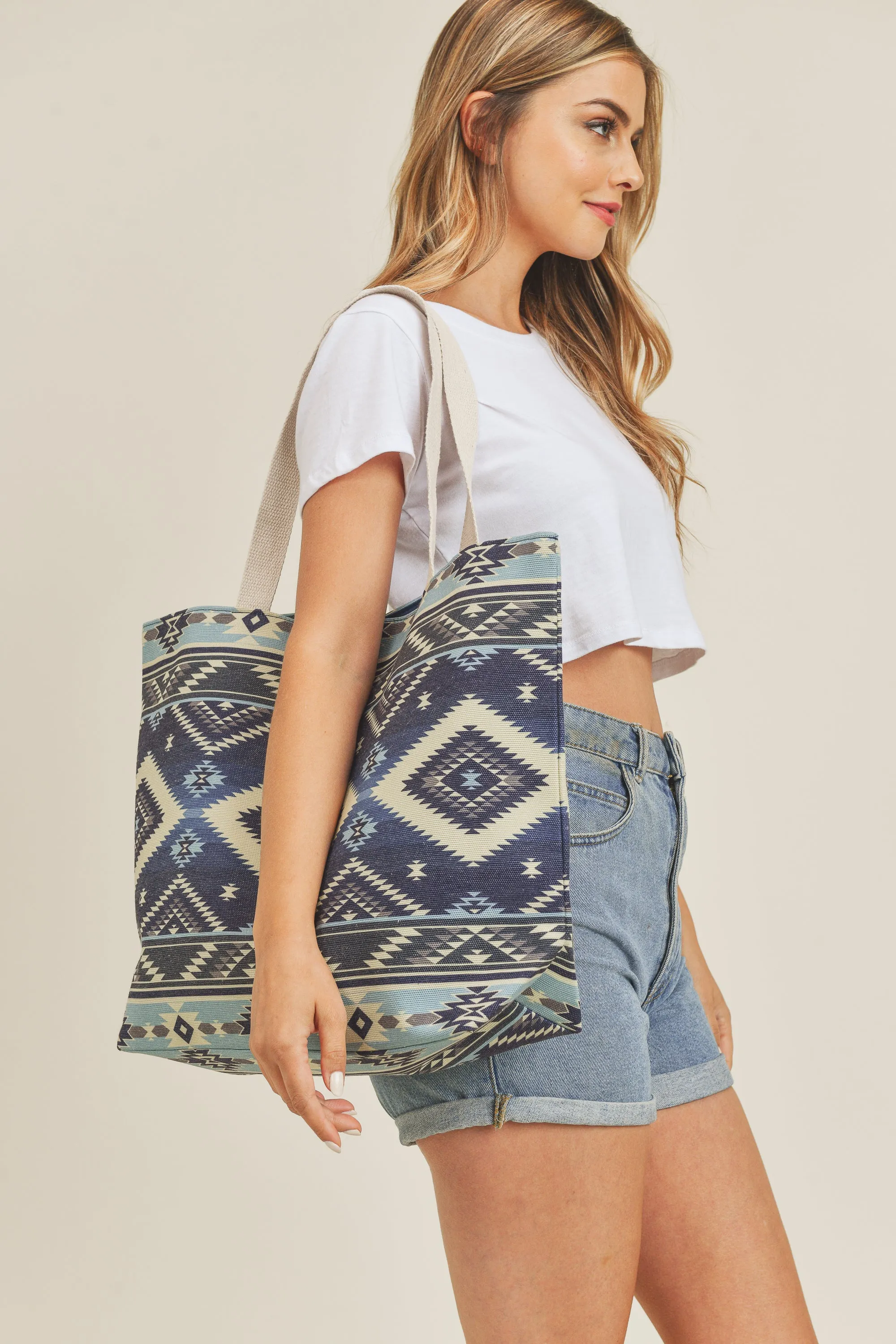 MB0140 Colorful Tribal Pattern Tote Bag